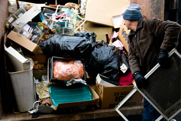 Best Demolition Debris Removal  in Southgate, MI